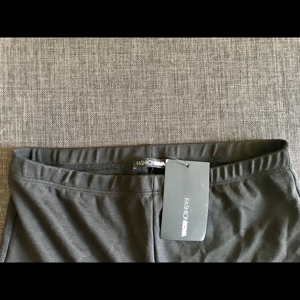 FashionNOVA Classic Mini Biker Shorts Size L